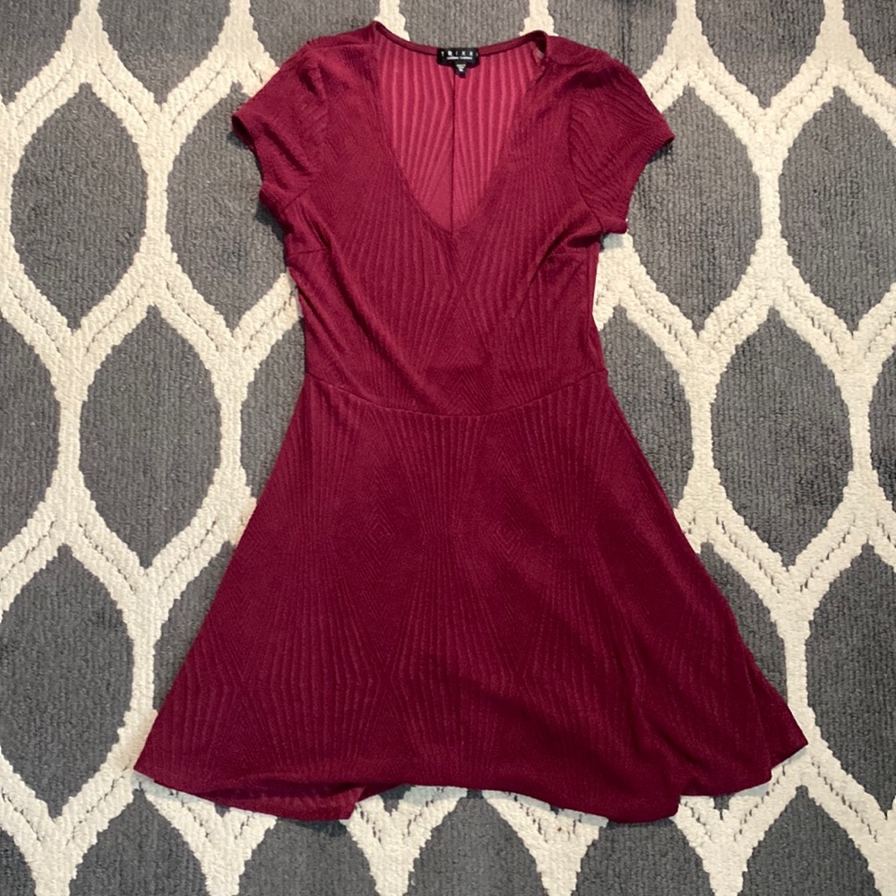 Maroon Dress: XL, Trixxi